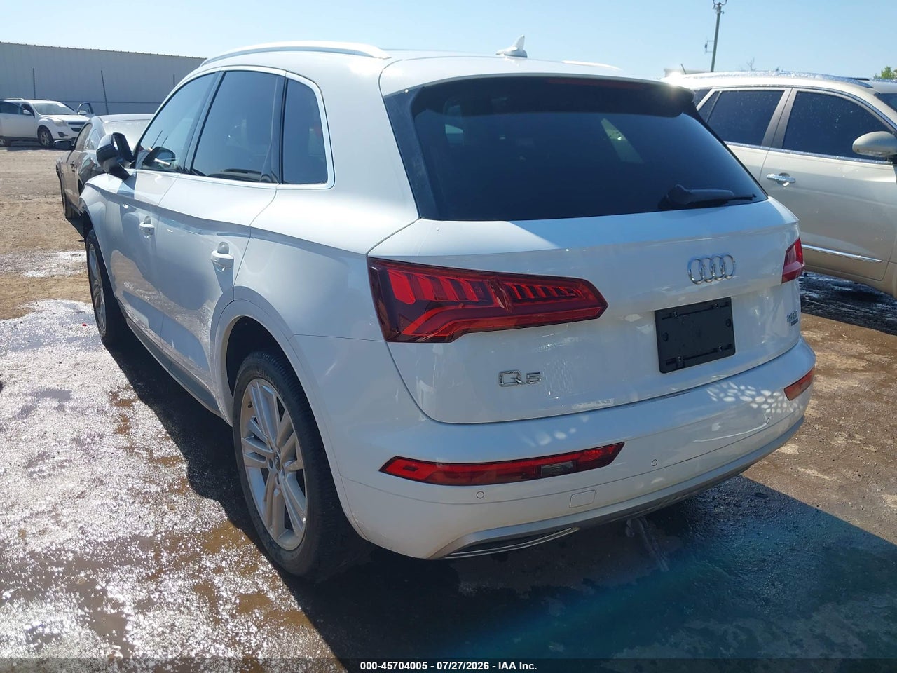2018 AUDI Q5 2.0T PREMIUM/2.0T TECH PREMIUM · 3/11