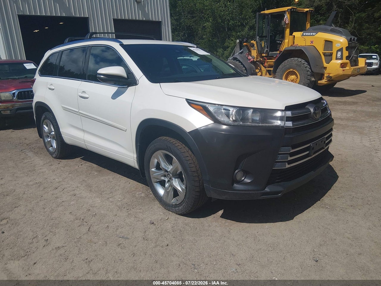 5TDDZRFH3JS****** · 2018 TOYOTA HIGHLANDER LIMITED