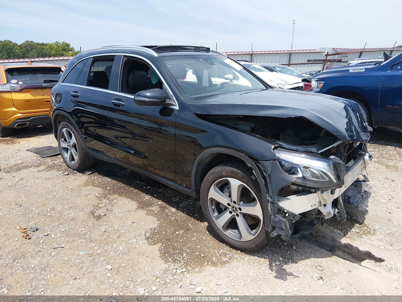 WDC0G4KB2KF****** · 2019 MERCEDES-BENZ GLC 300 4MATIC