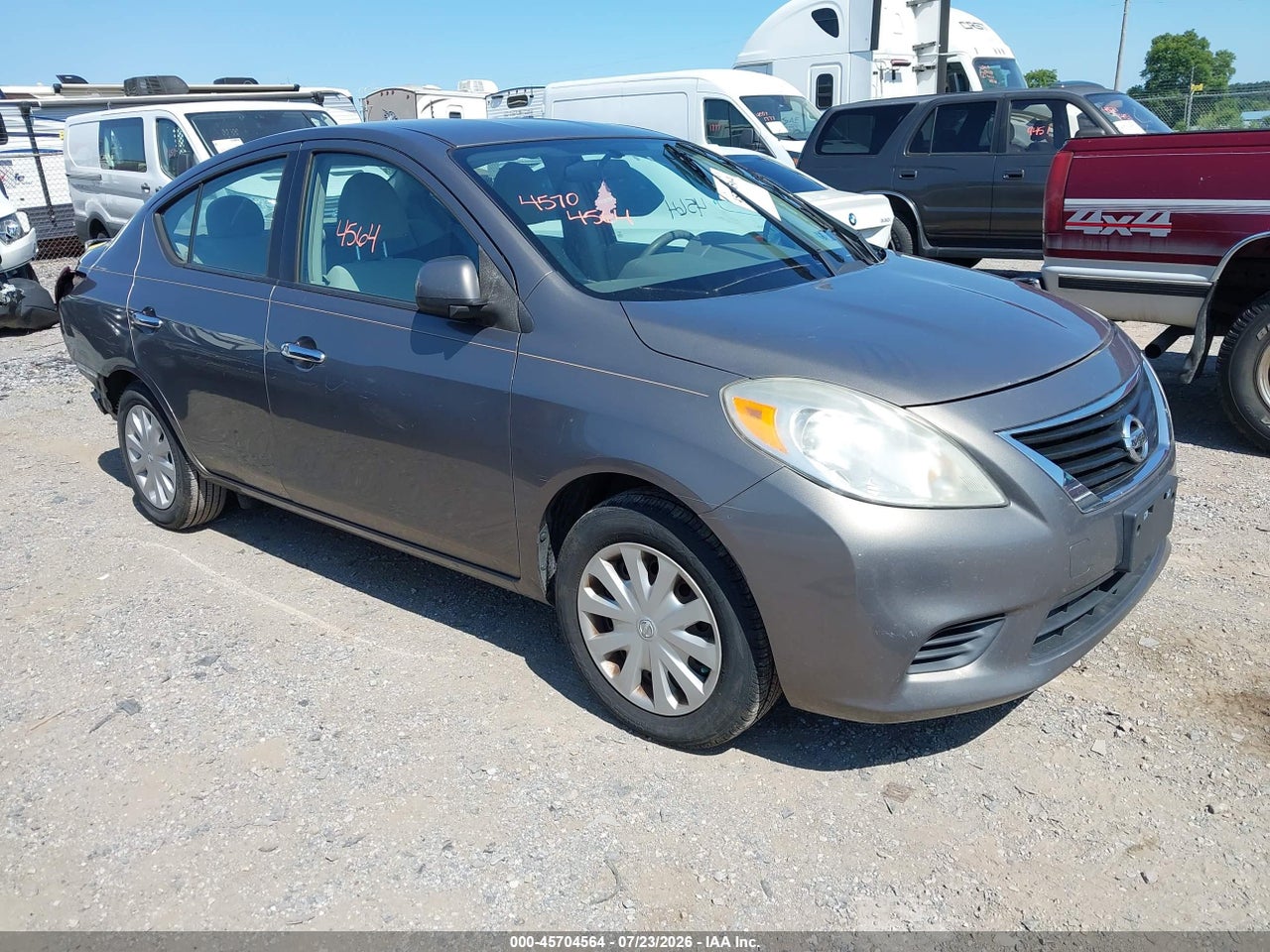 3N1CN7AP3DL****** · 2013 NISSAN VERSA 1.6 SV