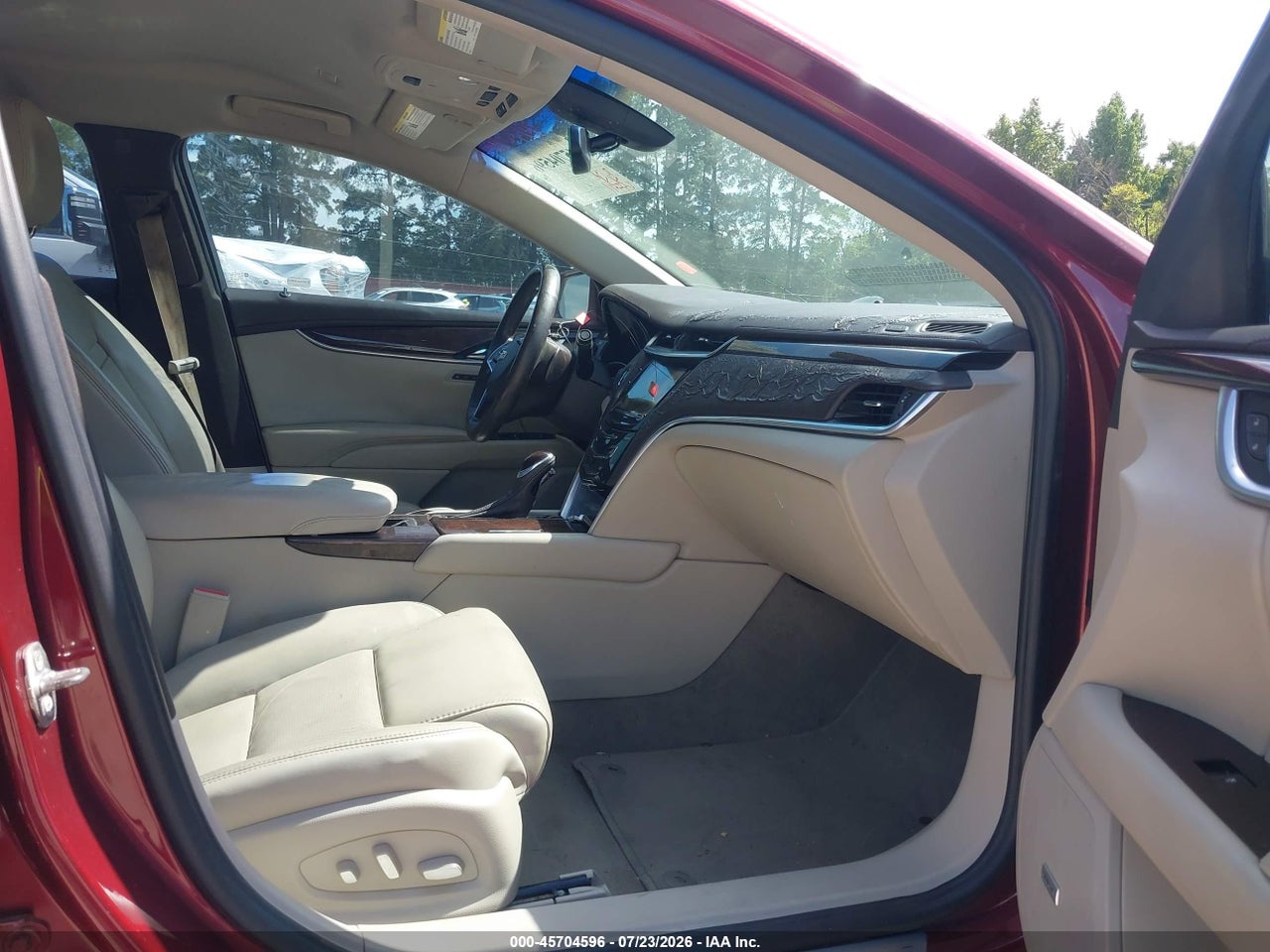 2016 CADILLAC XTS LUXURY COLLECTION · 5/11