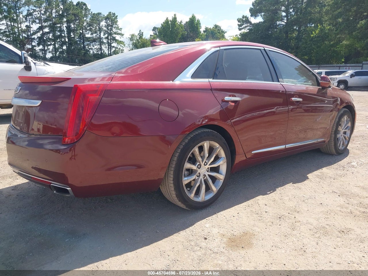2016 CADILLAC XTS LUXURY COLLECTION · 4/11