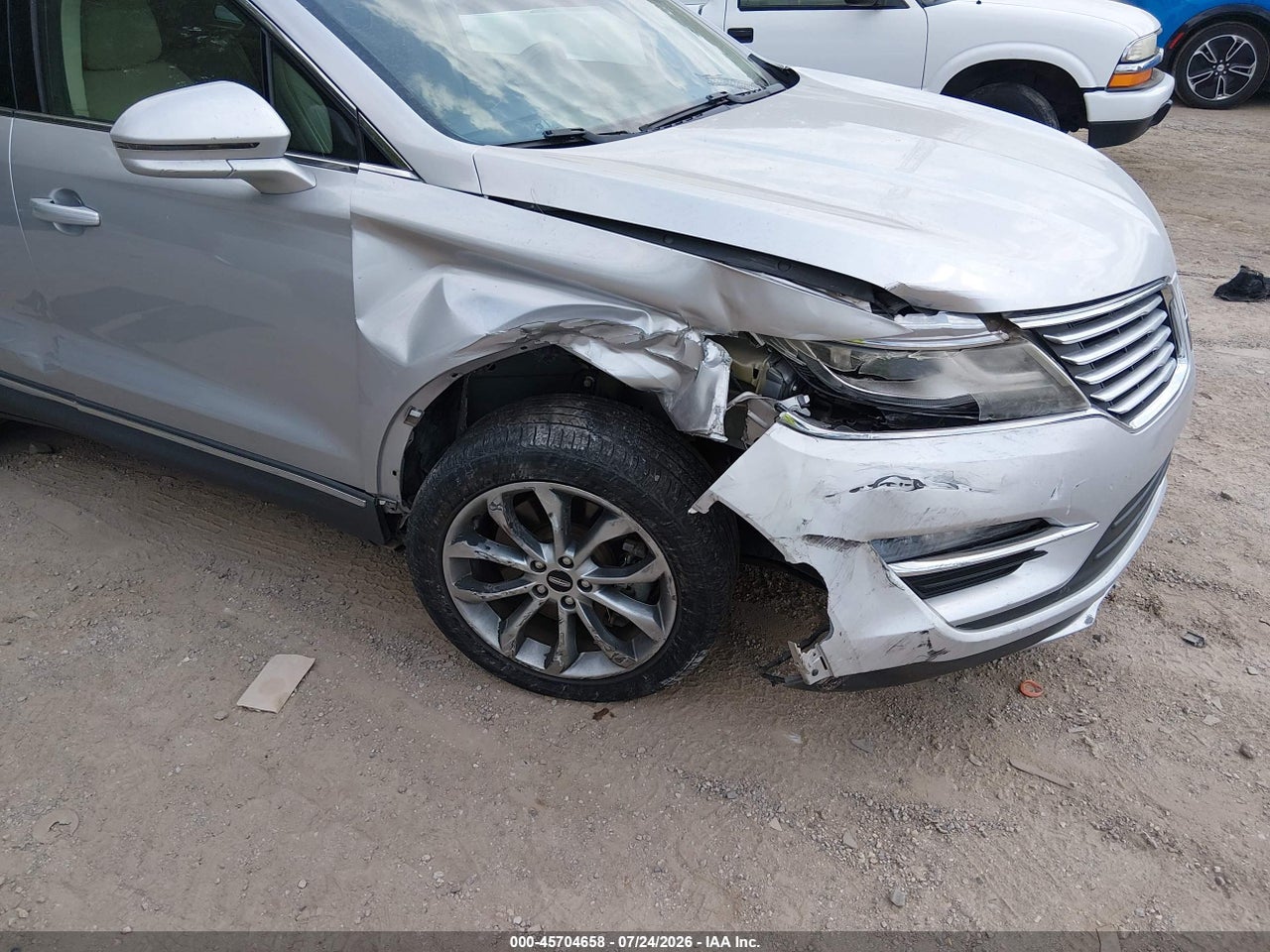 2017 LINCOLN MKC SELECT · 6/11