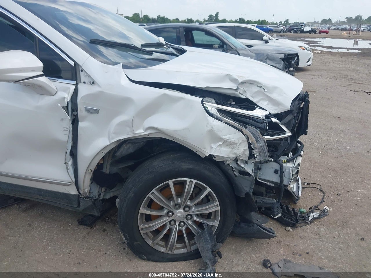 2017 CADILLAC XT5 LUXURY · 6/10