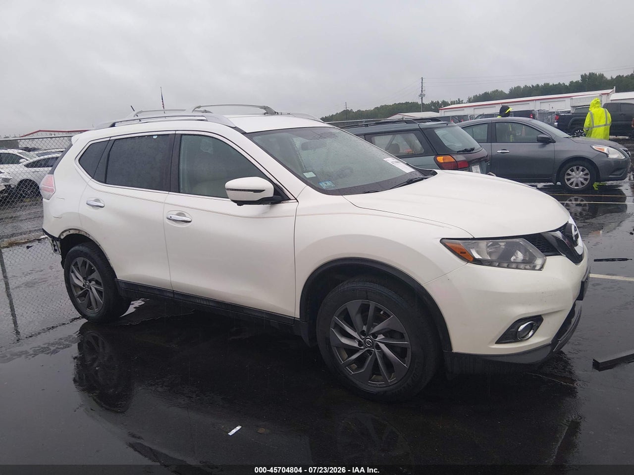 5N1AT2MT5GC****** · 2016 NISSAN ROGUE SL