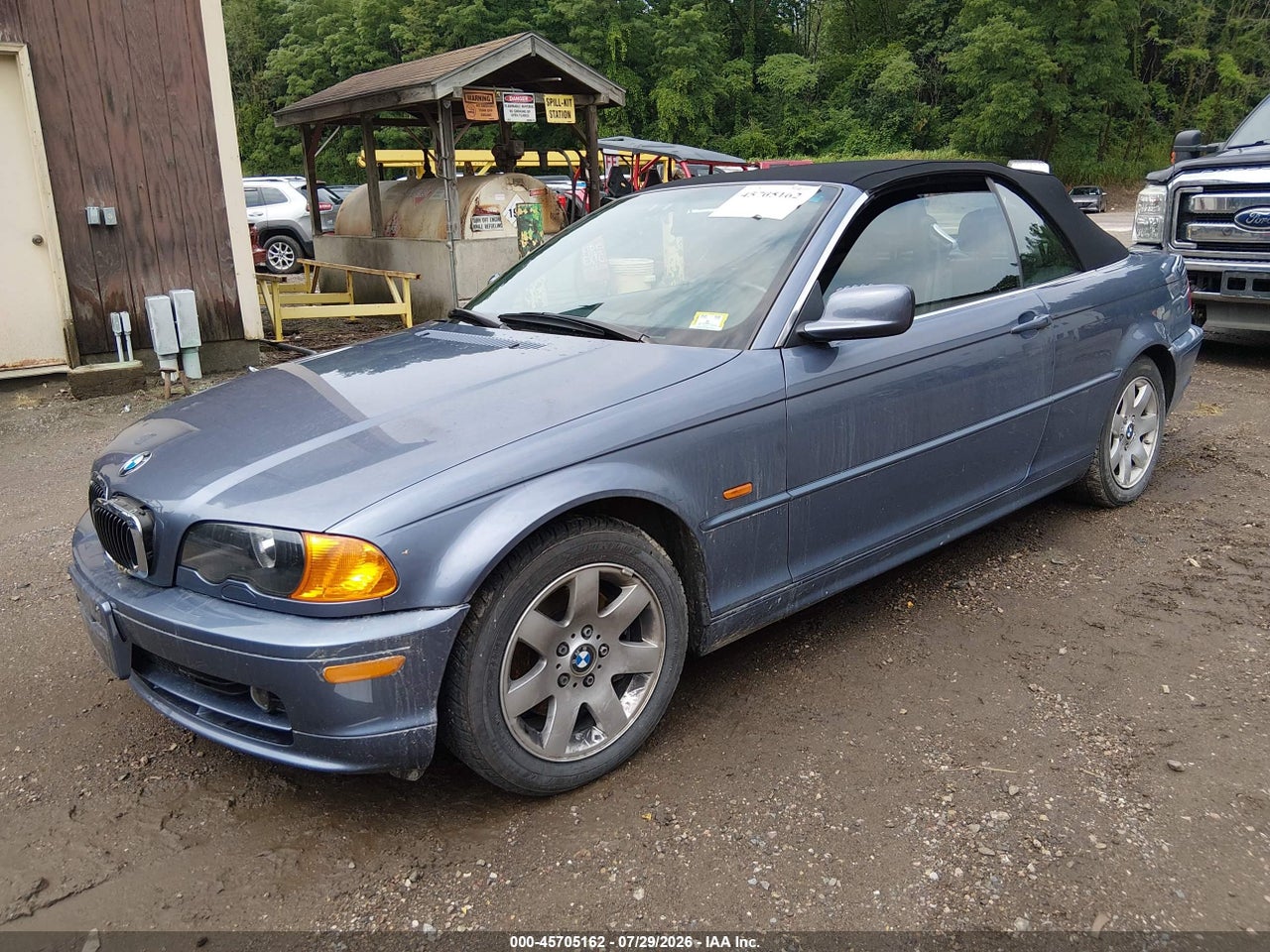 2001 BMW 325CI   · 2/11