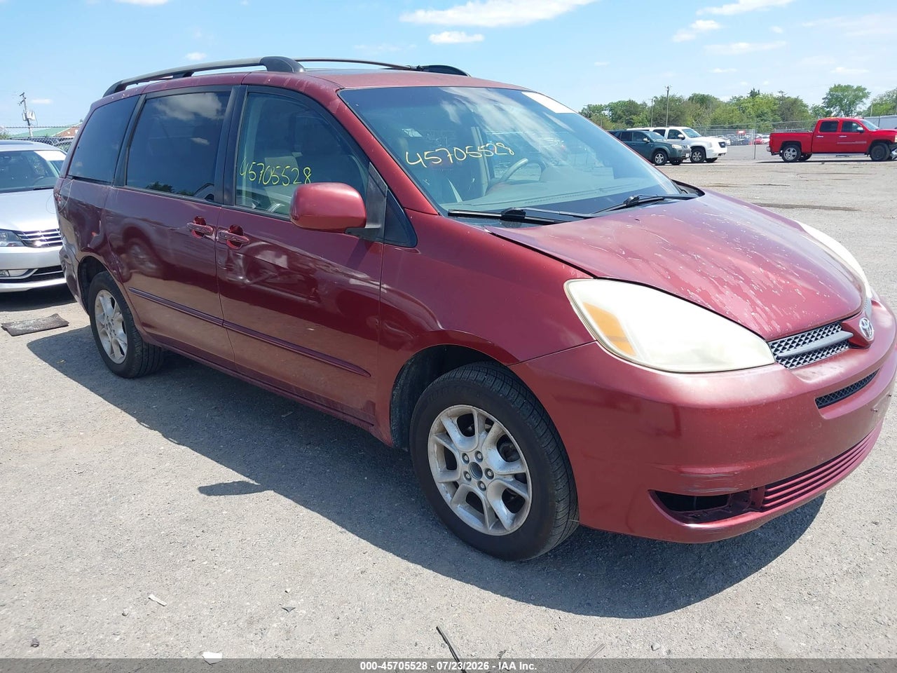5TDBA22C05S****** · 2005 TOYOTA SIENNA XLE