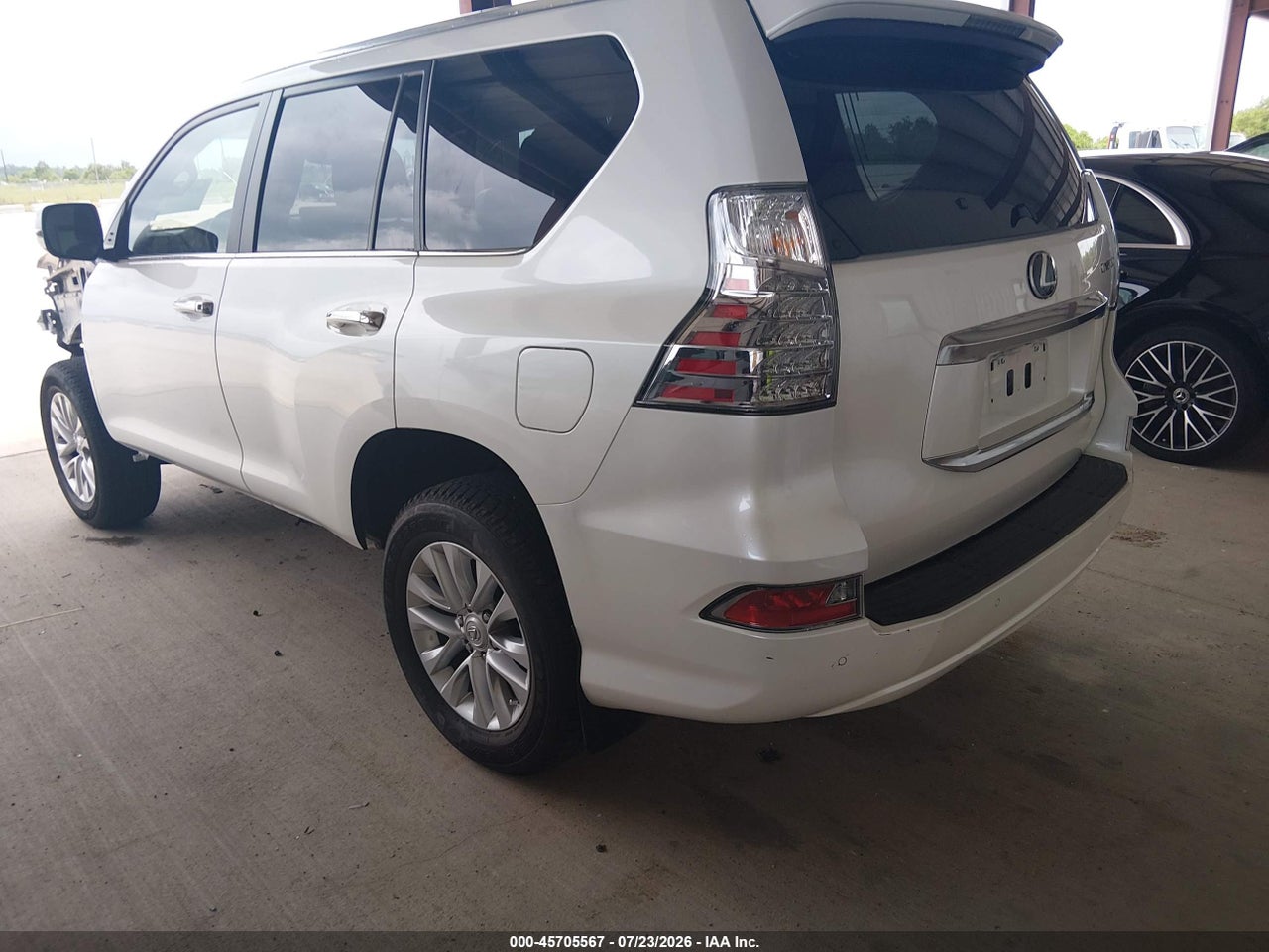 2023 LEXUS GX 460 PREMIUM · 3/11