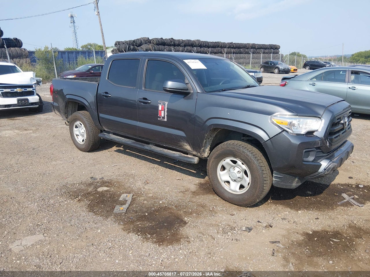3TMCZ5AN0HM****** · 2017 TOYOTA TACOMA SR V6