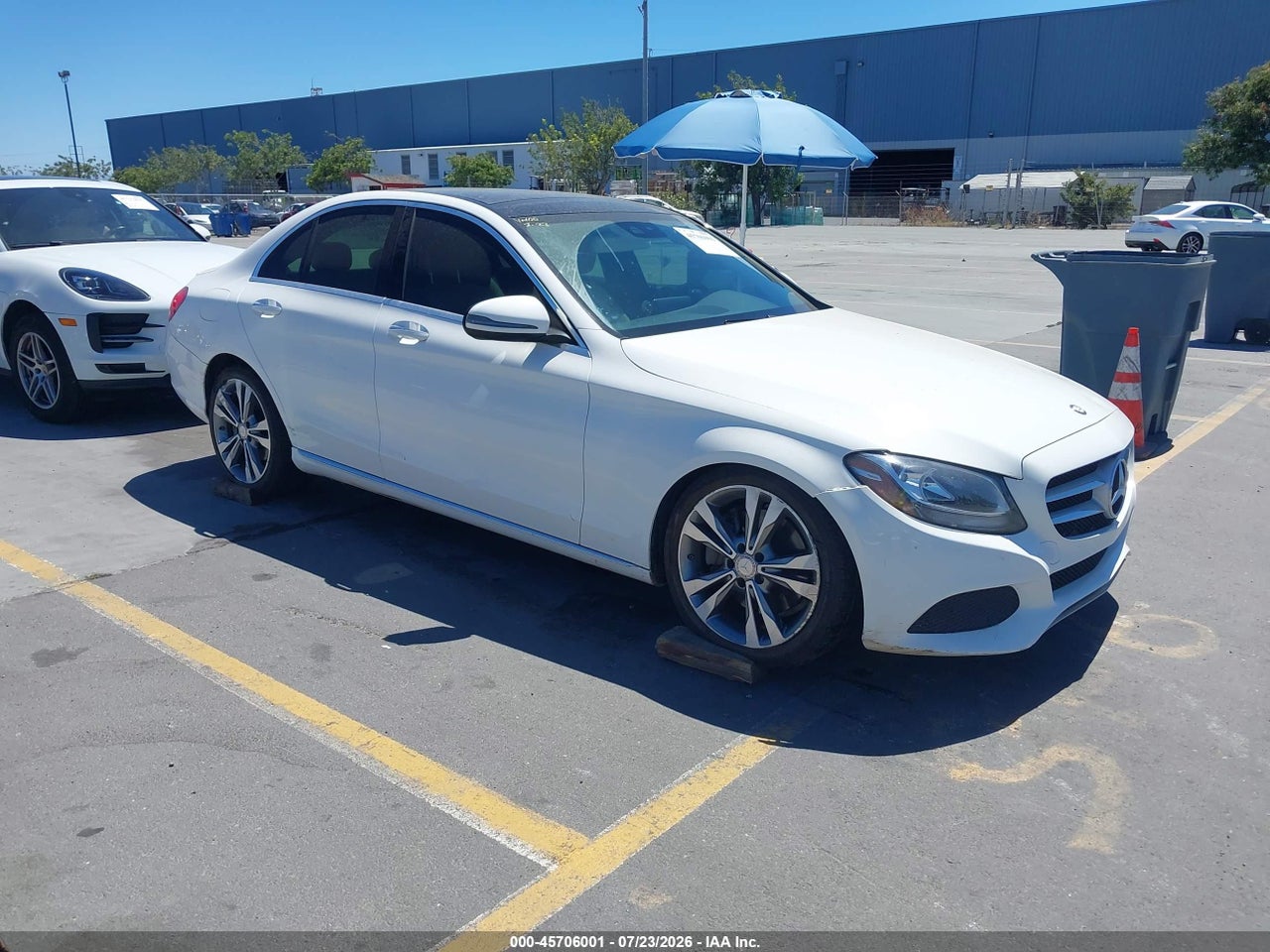 55SWF4JB4GU****** · 2016 MERCEDES-BENZ C 300