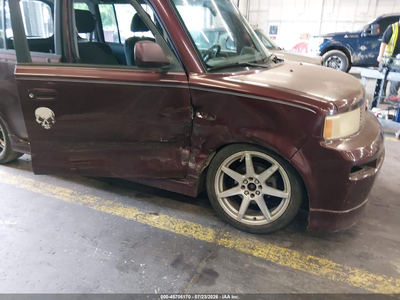 2004 SCION XB · 6/11