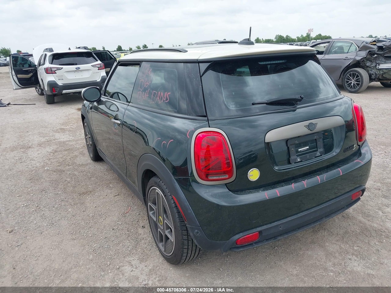 2023 MINI SE HARDTOP COOPER · 3/11