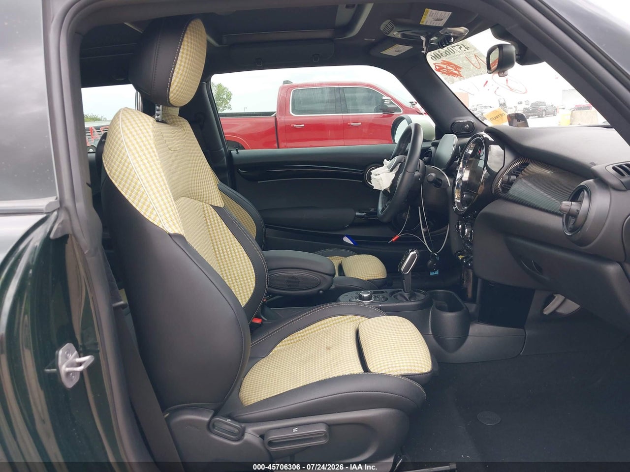 2023 MINI SE HARDTOP COOPER · 5/11