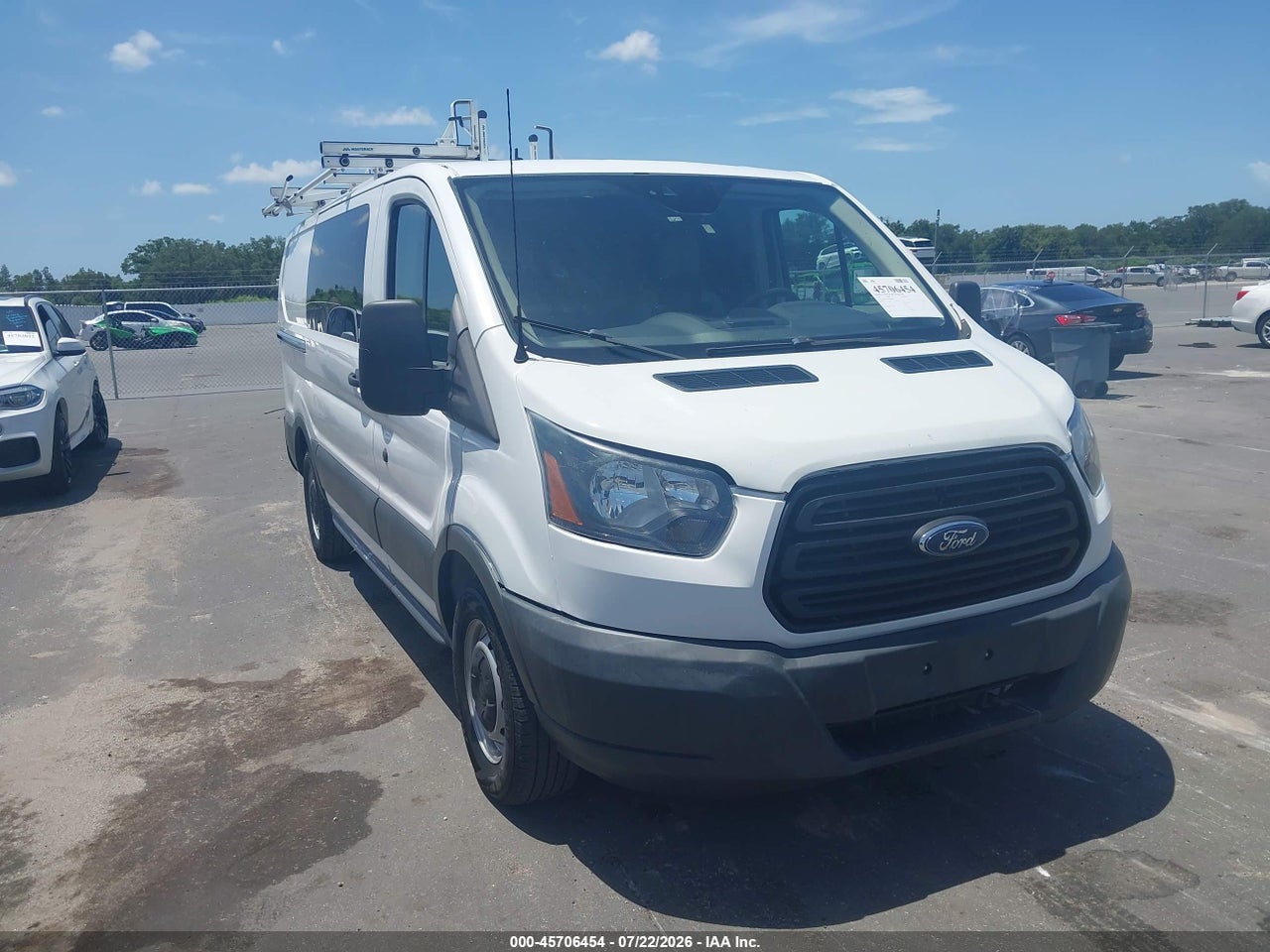 1FTYE1YM7JK****** · 2018 FORD TRANSIT-150