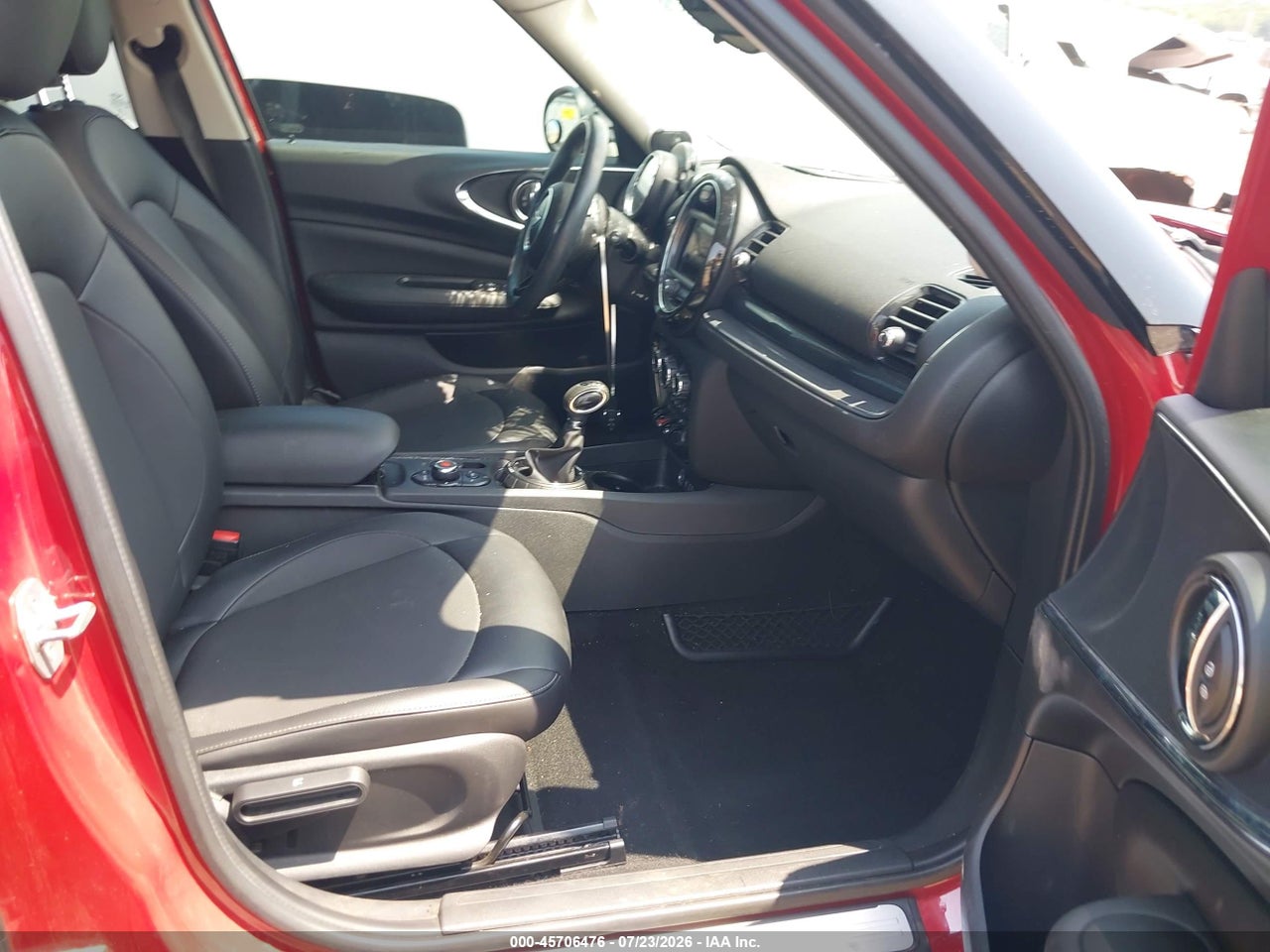 2016 MINI CLUBMAN COOPER · 5/11