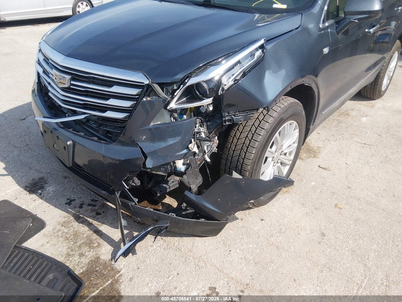 2019 CADILLAC XT5 STANDARD · 6/11