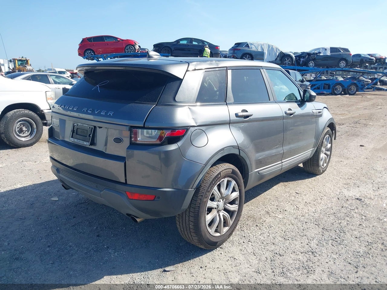 2017 LAND ROVER RANGE ROVER EVOQUE SE/SE PREMIUM · 4/11