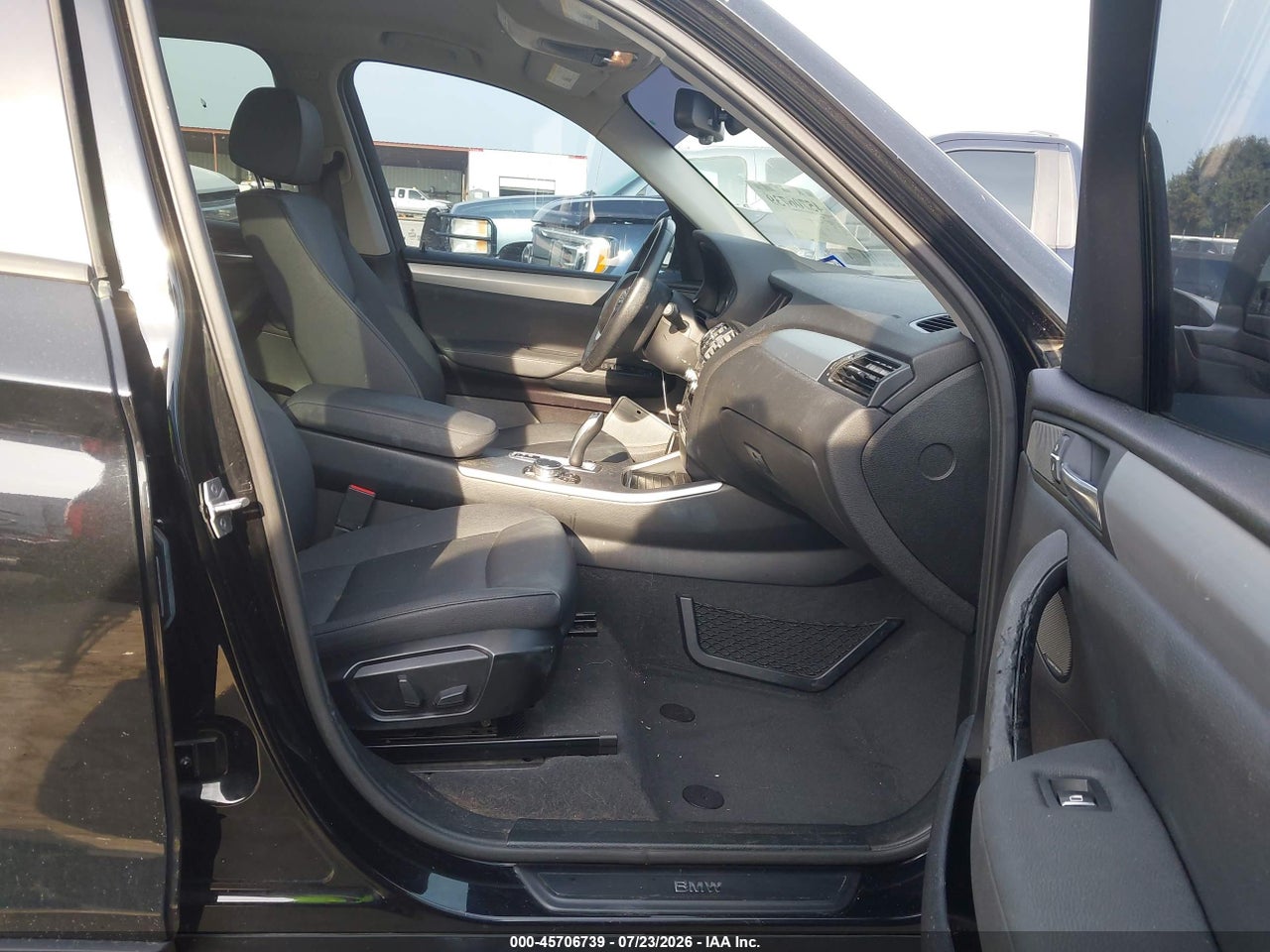 2016 BMW X3 SDRIVE28I · 5/11