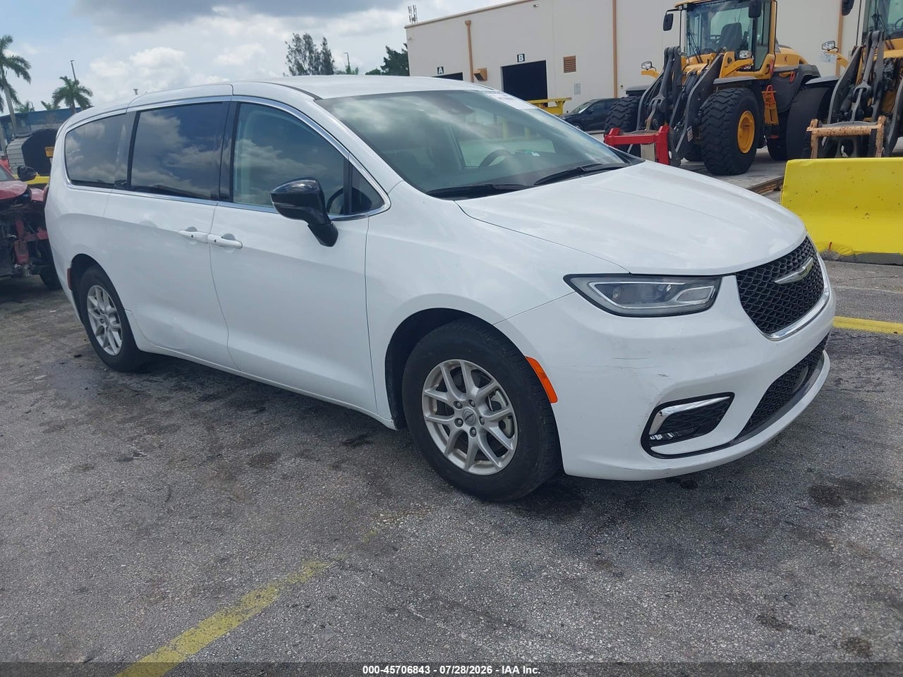 2C4RC1BG8RR****** · 2024 CHRYSLER PACIFICA TOURING L