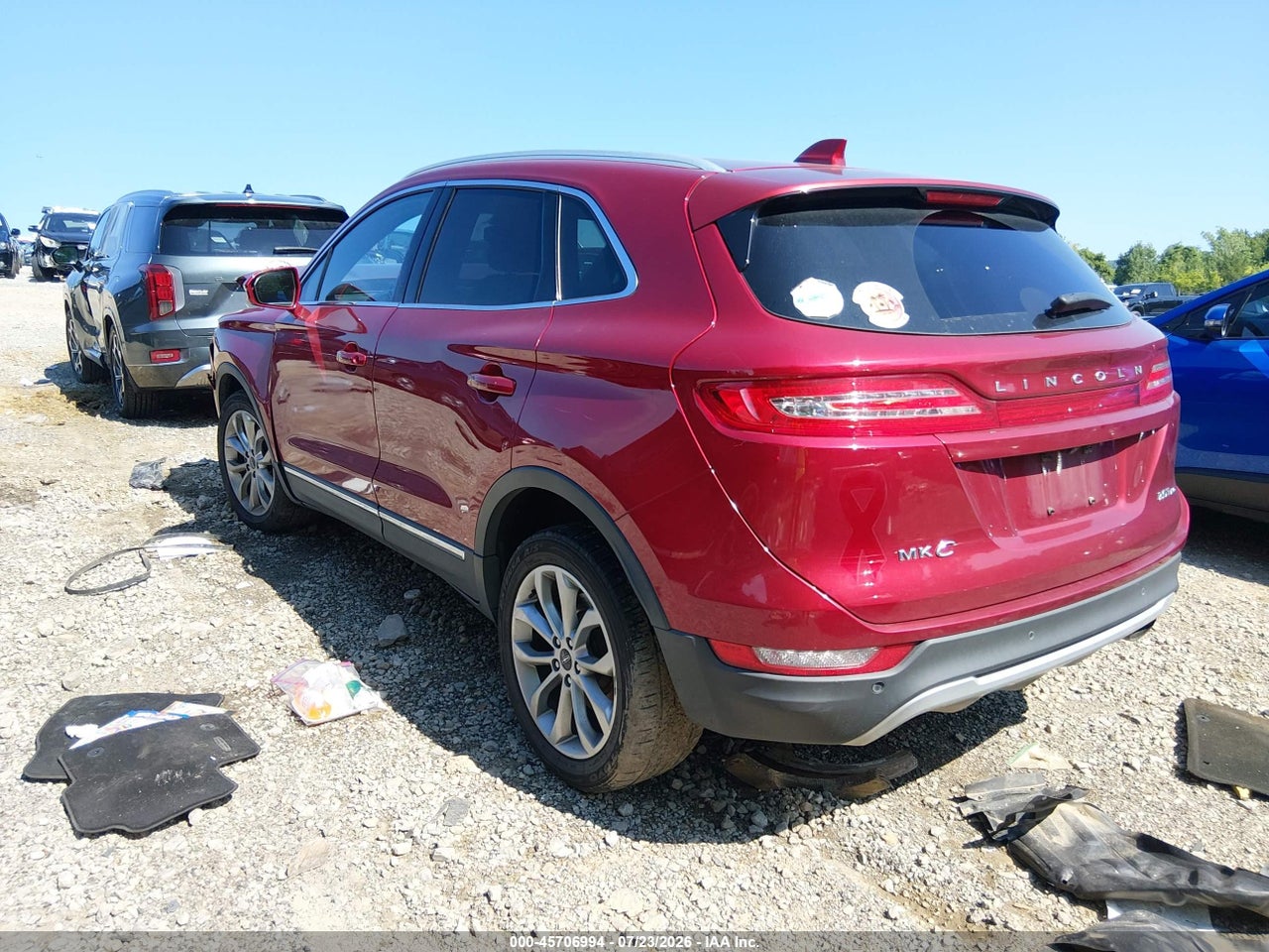 2017 LINCOLN MKC SELECT · 3/11