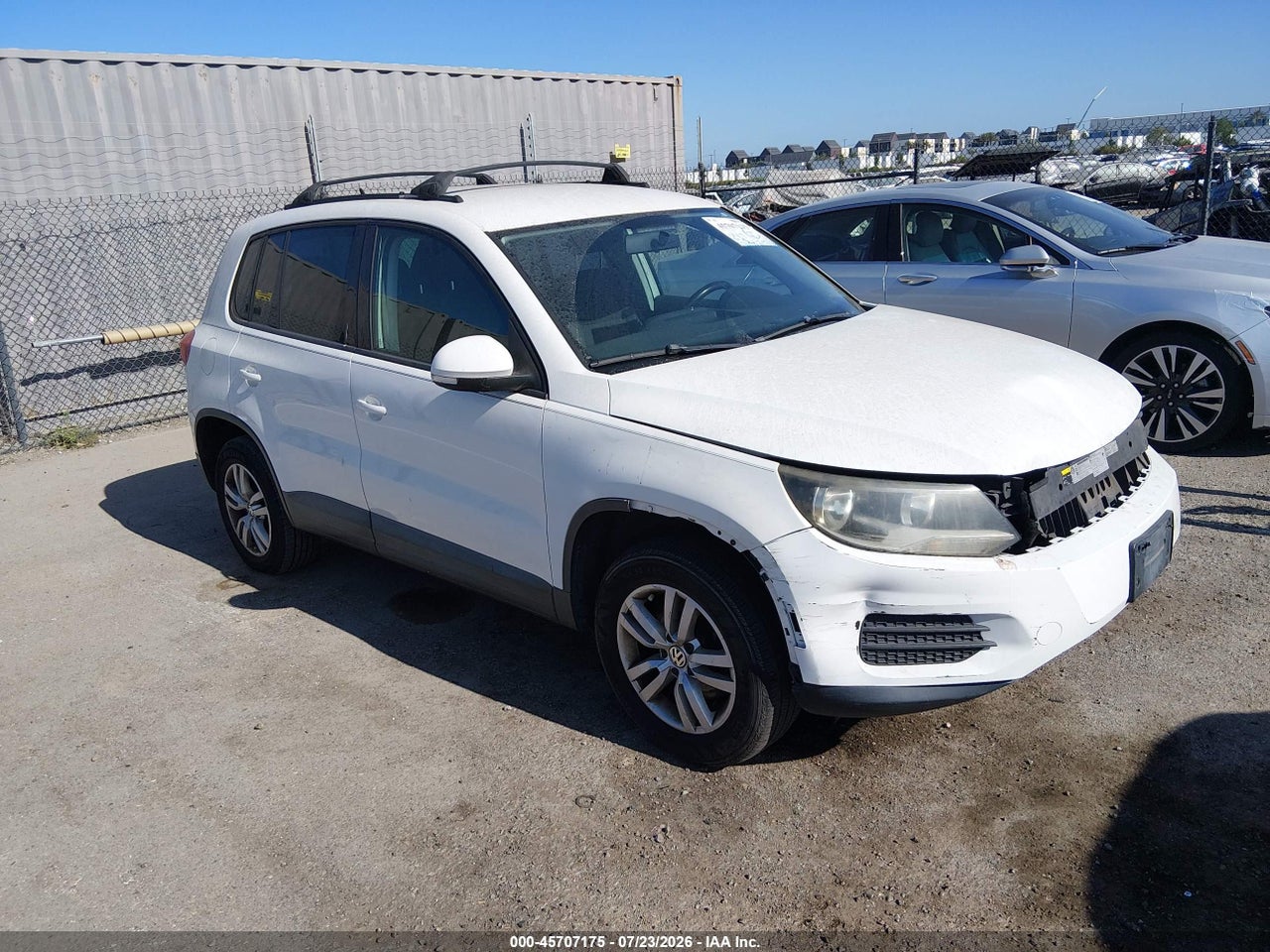 WVGAV3AX8EW****** · 2014 VOLKSWAGEN TIGUAN S