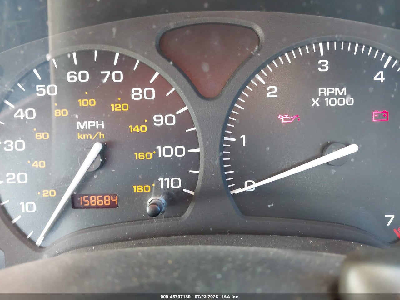 1G8ZG5287YZ****** · 2000 SATURN SL1 · 7/11
