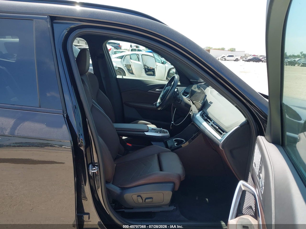 WBX73EF04P5****** · 2023 BMW X1 XDRIVE28I · 5/11