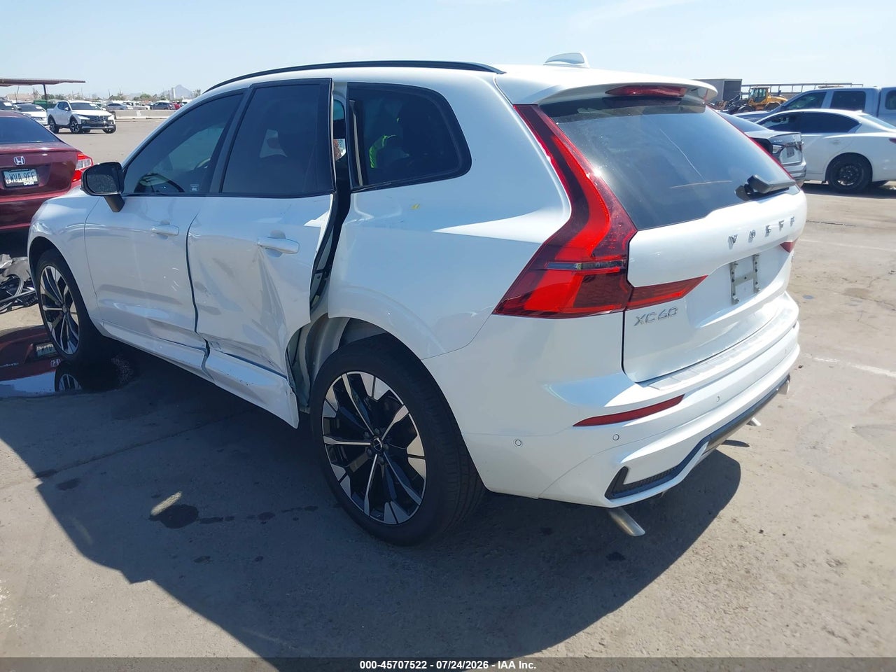 YV4M12RC3T1****** · 2026 VOLVO XC60 B5 PLUS · 3/11