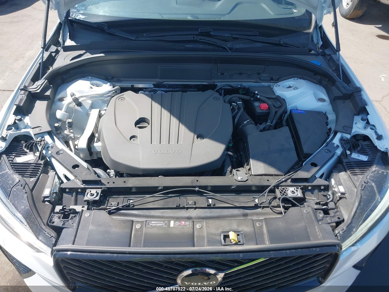 YV4M12RC3T1****** · 2026 VOLVO XC60 B5 PLUS · 10/11