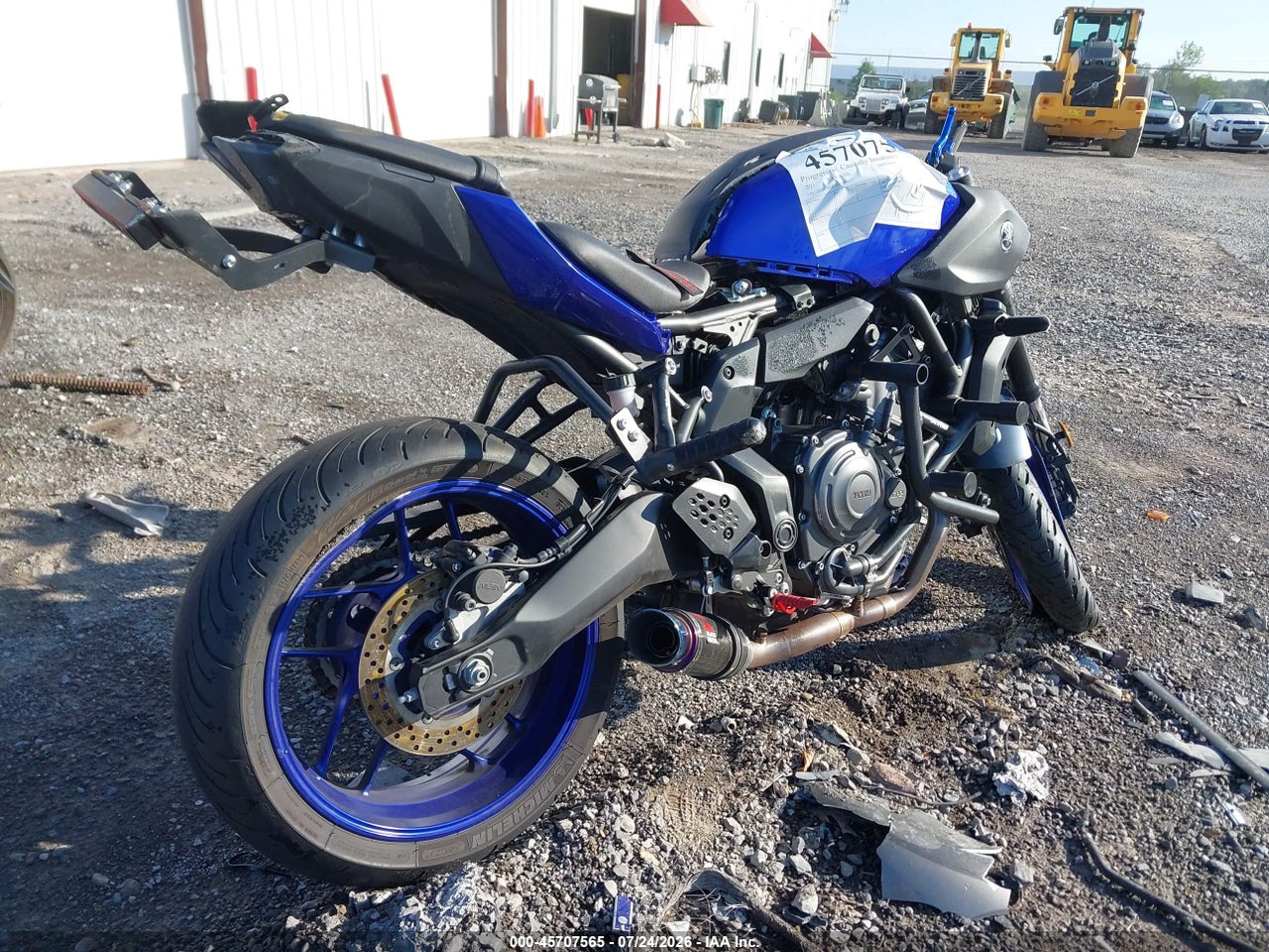 2025 YAMAHA MTN690 · 4/11