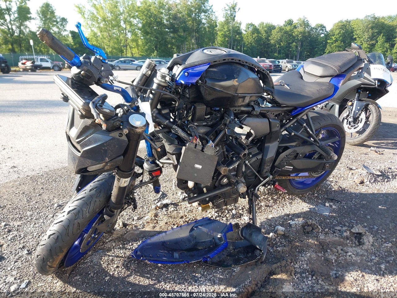 2025 YAMAHA MTN690 · 2/11