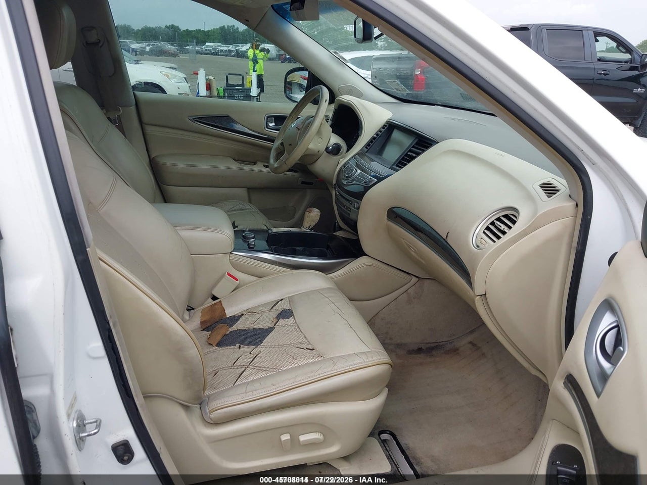 2013 INFINITI JX35 · 5/11