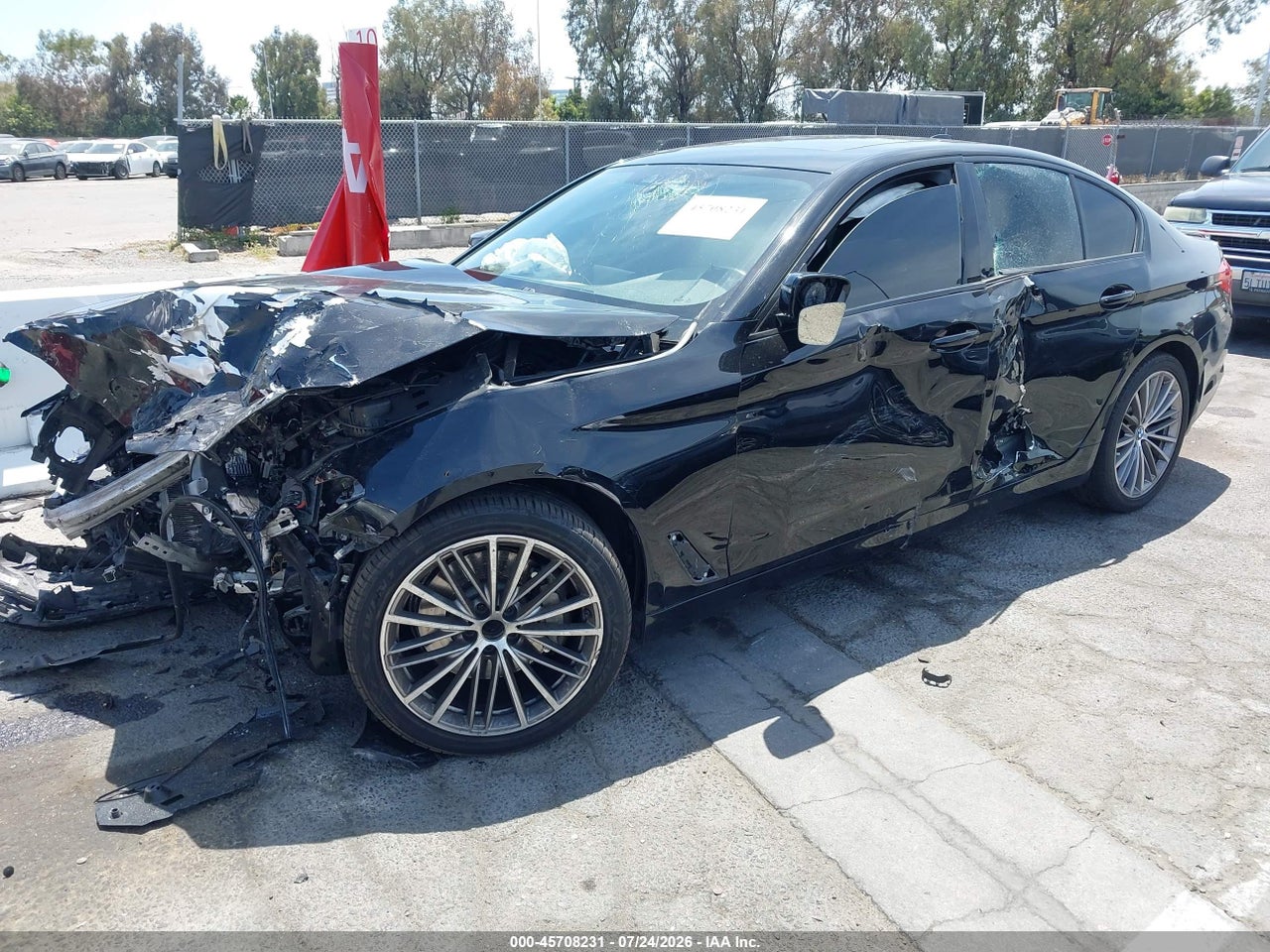 2019 BMW 530I · 2/11