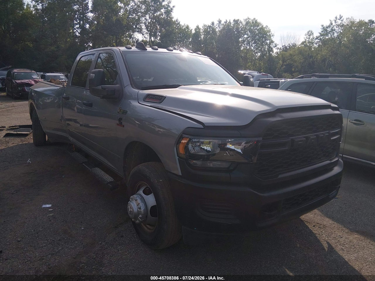 3C63RRGL4RG****** · 2024 RAM 3500 TRADESMAN  4X4 8' BOX