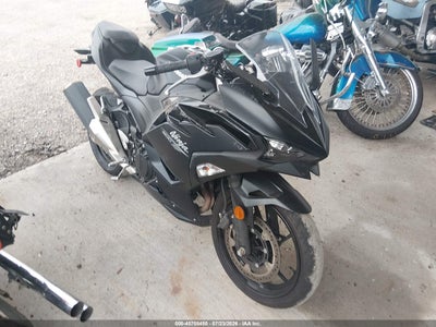 ML5EXGH18TD****** · 2026 KAWASAKI EX500 H
