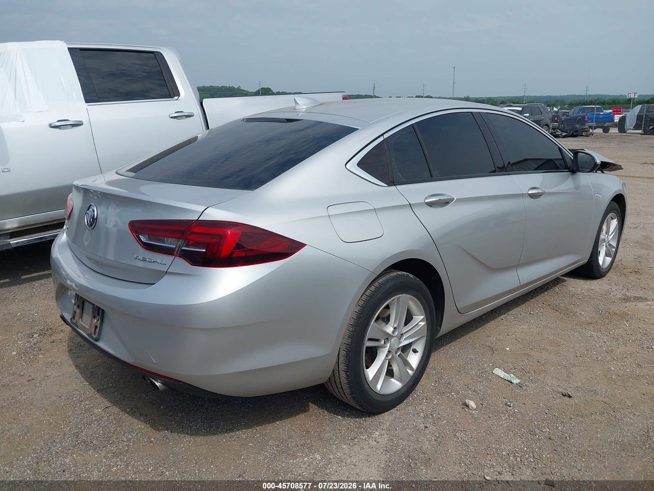 2018 BUICK REGAL SPORTBACK PREFERRED · 4/11