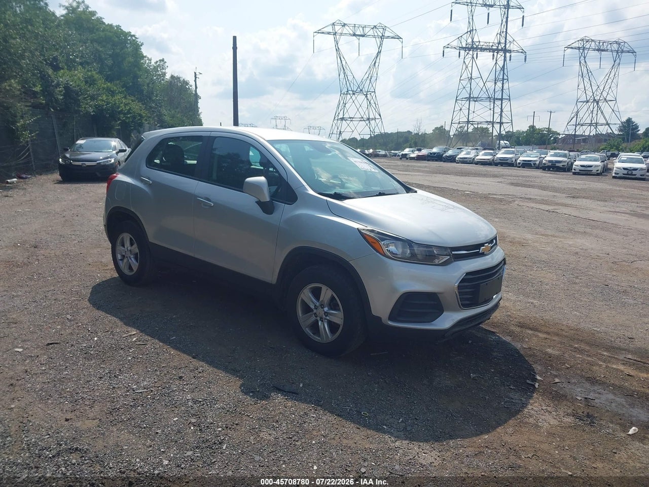 KL7CJNSBXJB****** · 2018 CHEVROLET TRAX LS