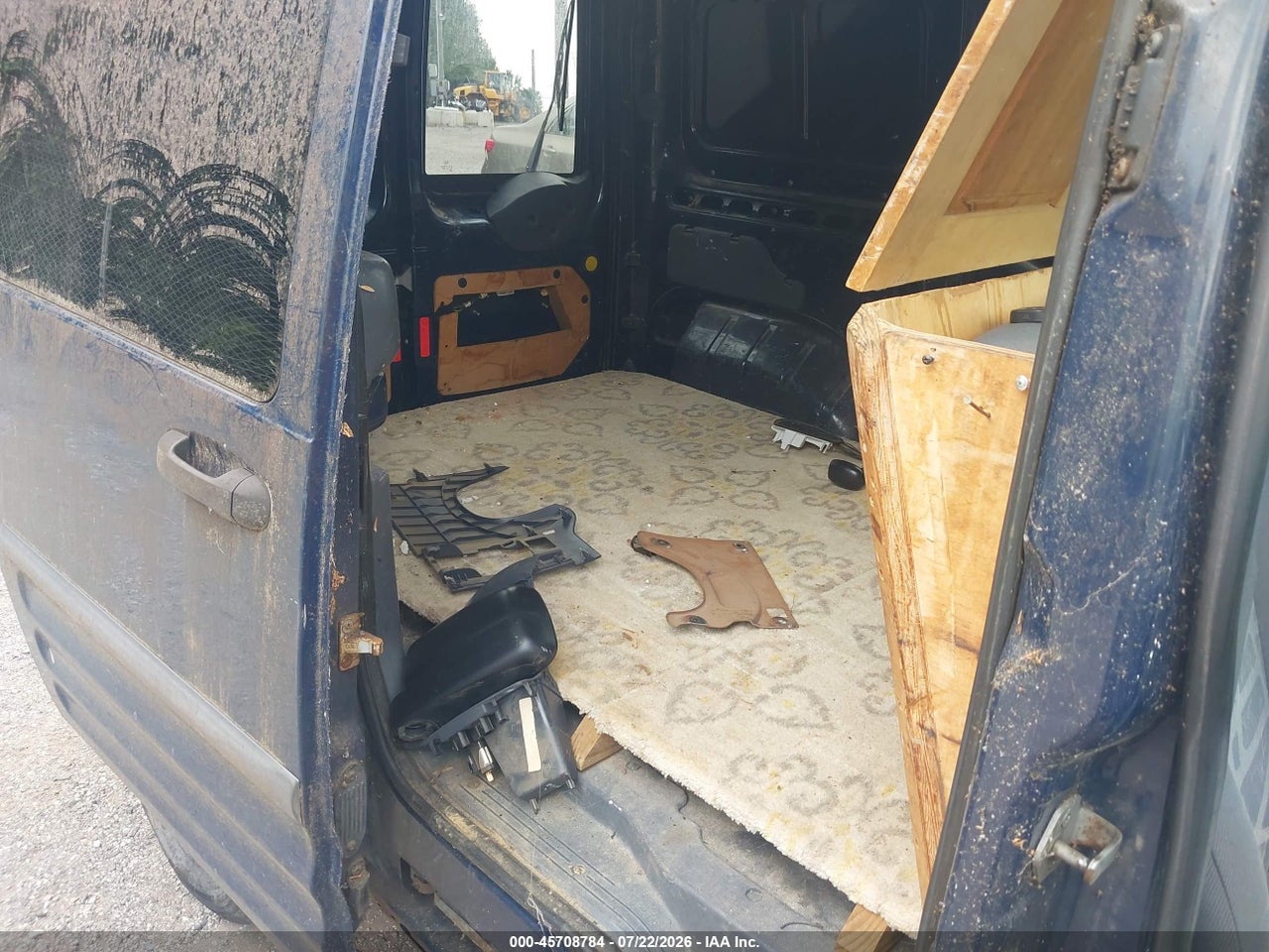 NM0LS6AN5DT****** · 2013 FORD TRANSIT CONNECT XL · 8/10