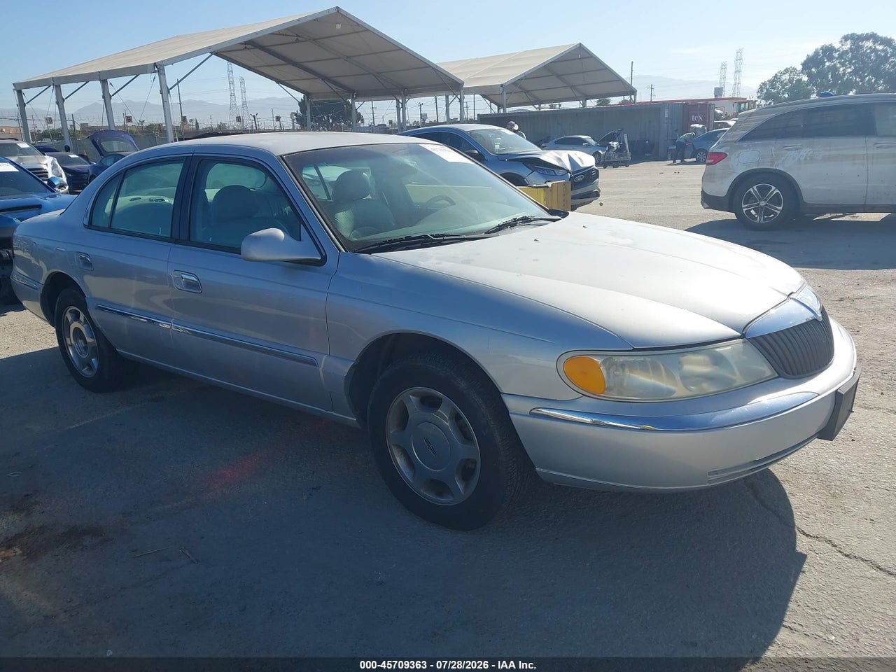 2001 LINCOLN CONTINENTAL
