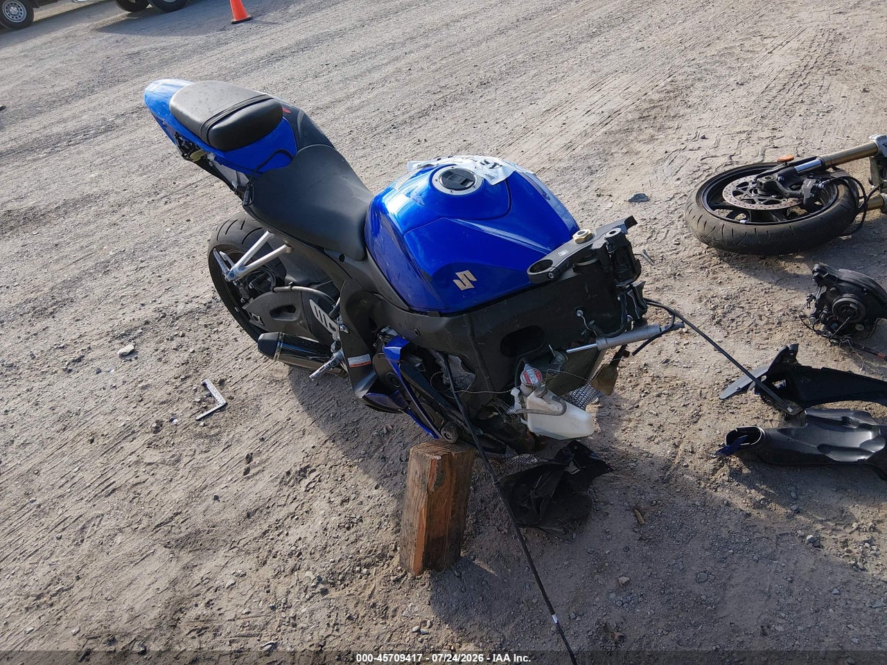 JS1GN7DA272****** · 2007 SUZUKI GSX-R600