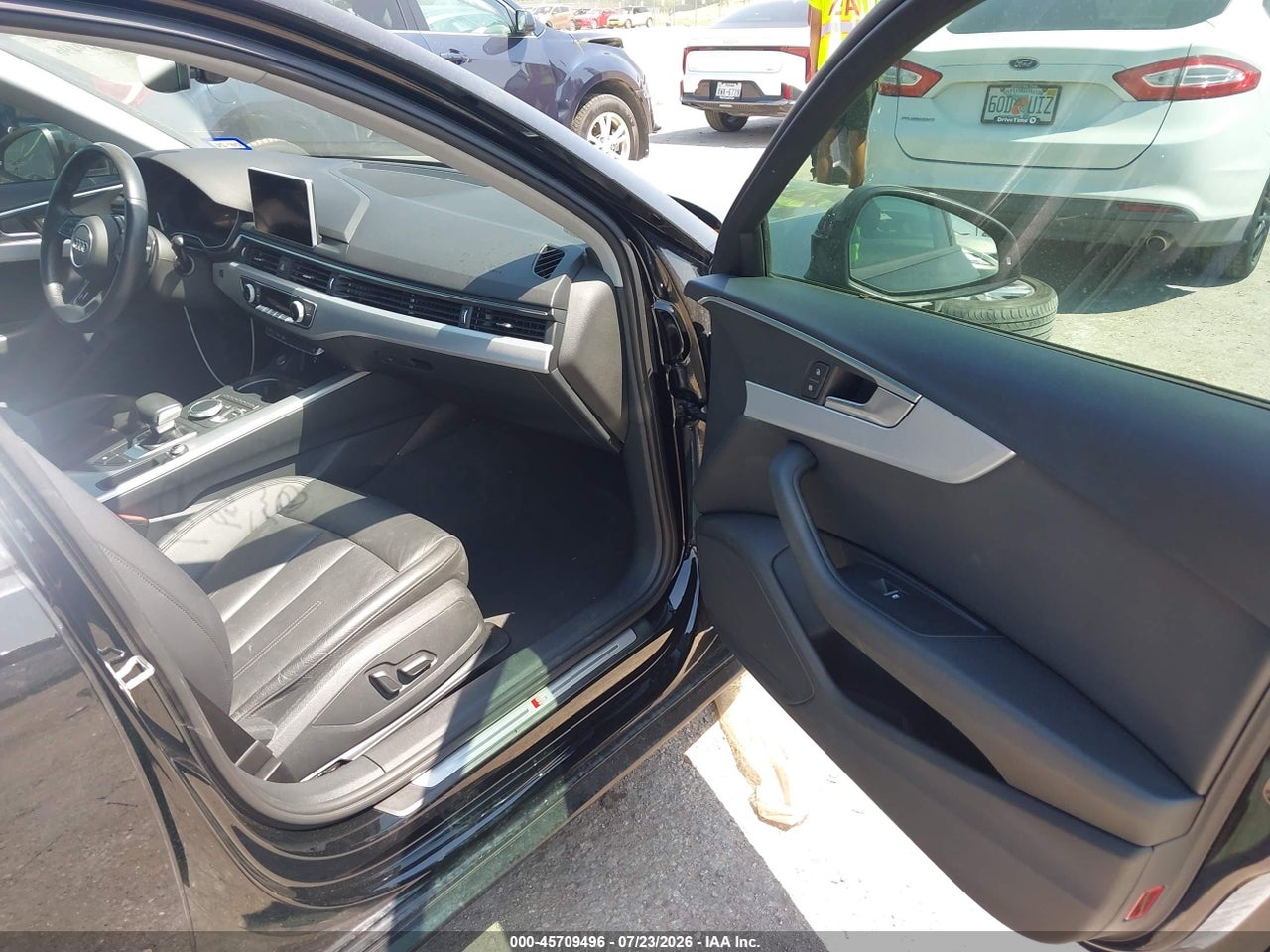 2018 AUDI A4 2.0T ULTRA PREMIUM · 5/11