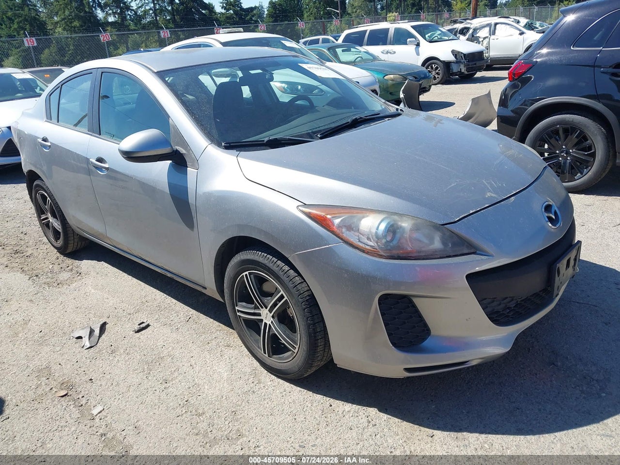 JM1BL1U79D1****** · 2013 MAZDA MAZDA3 I SPORT