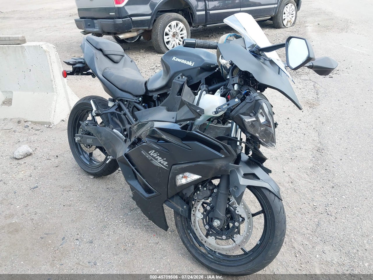 ML5EXGH19TD****** · 2026 KAWASAKI EX500 H