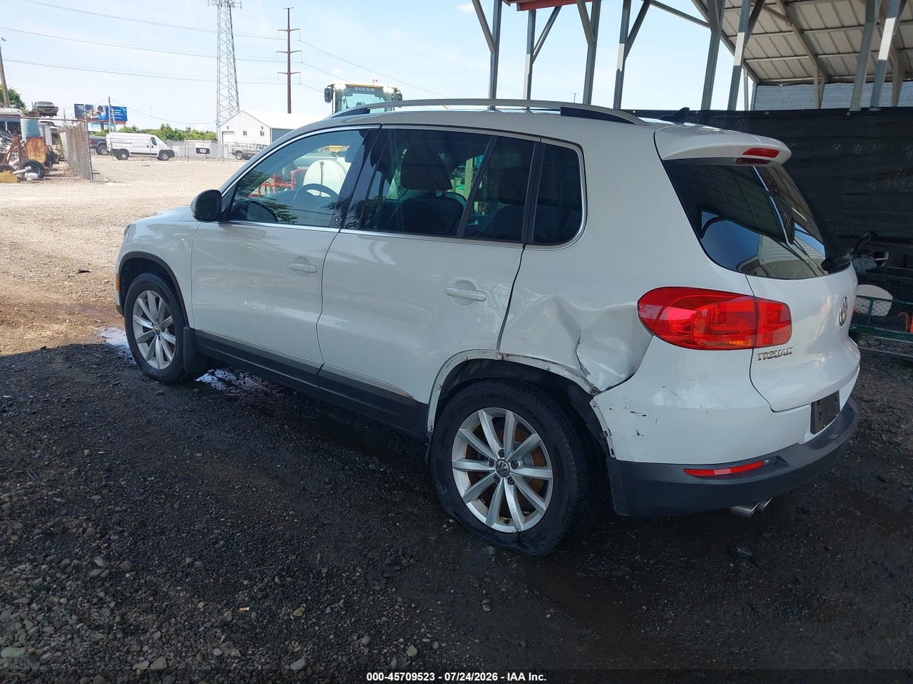 2017 VOLKSWAGEN TIGUAN 2.0T WOLFSBURG EDITION · 3/11