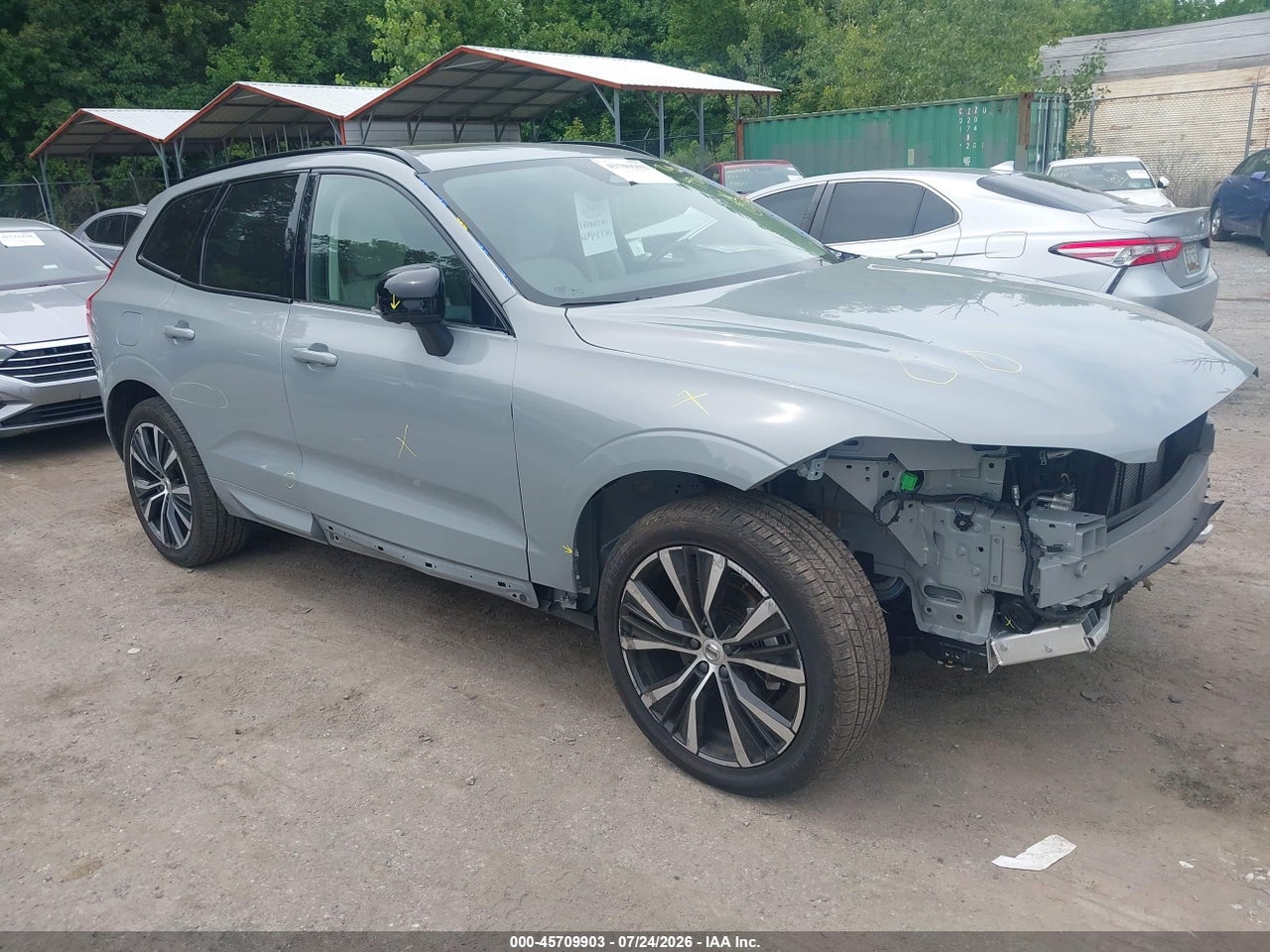 2025 VOLVO XC60 B5 PLUS