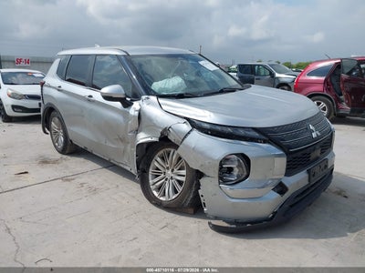 JA4J3TA88NZ****** · 2022 MITSUBISHI OUTLANDER ES 2.5 2WD