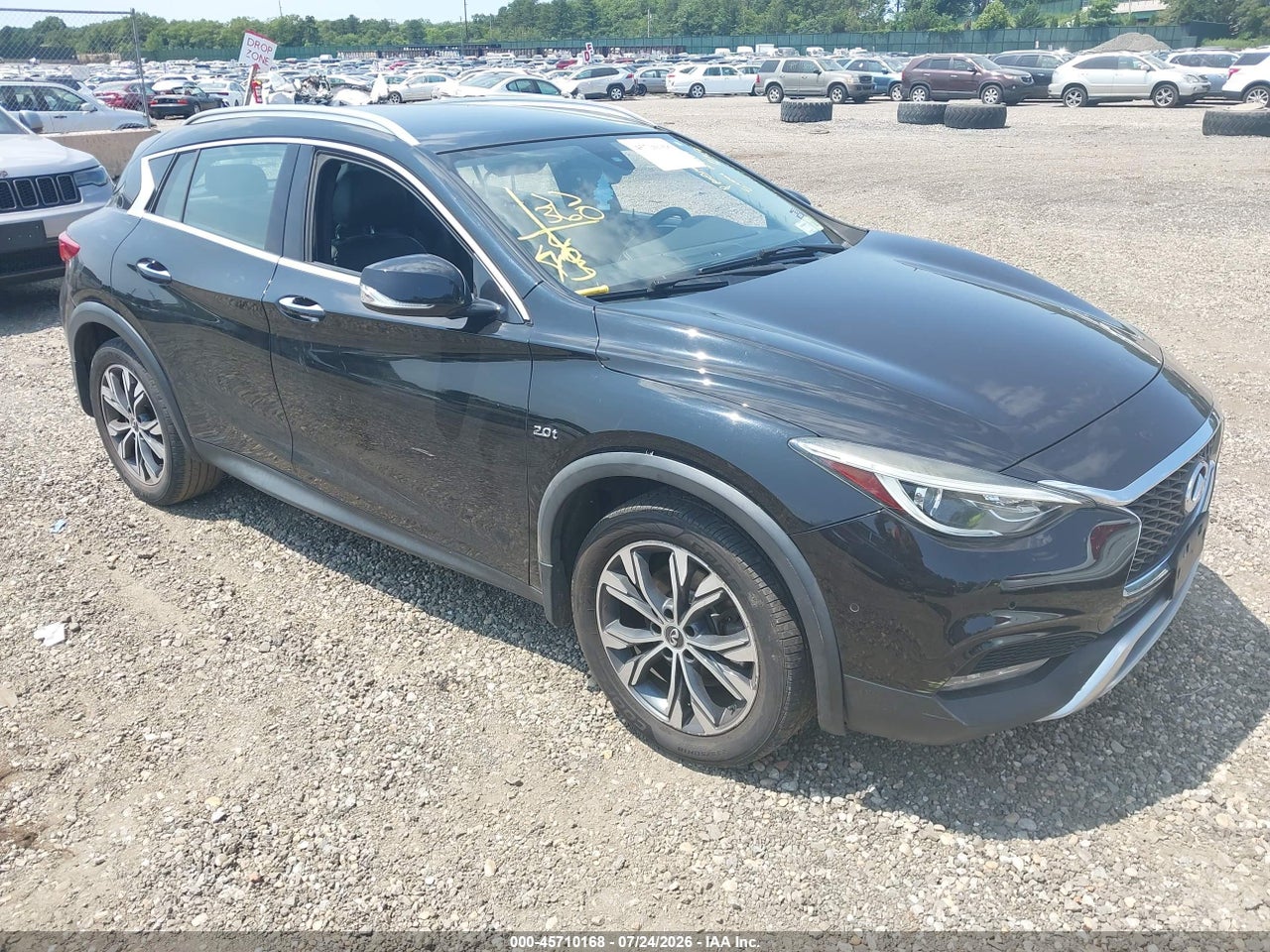 SJKCH5CR2JA****** · 2018 INFINITI QX30 PREMIUM