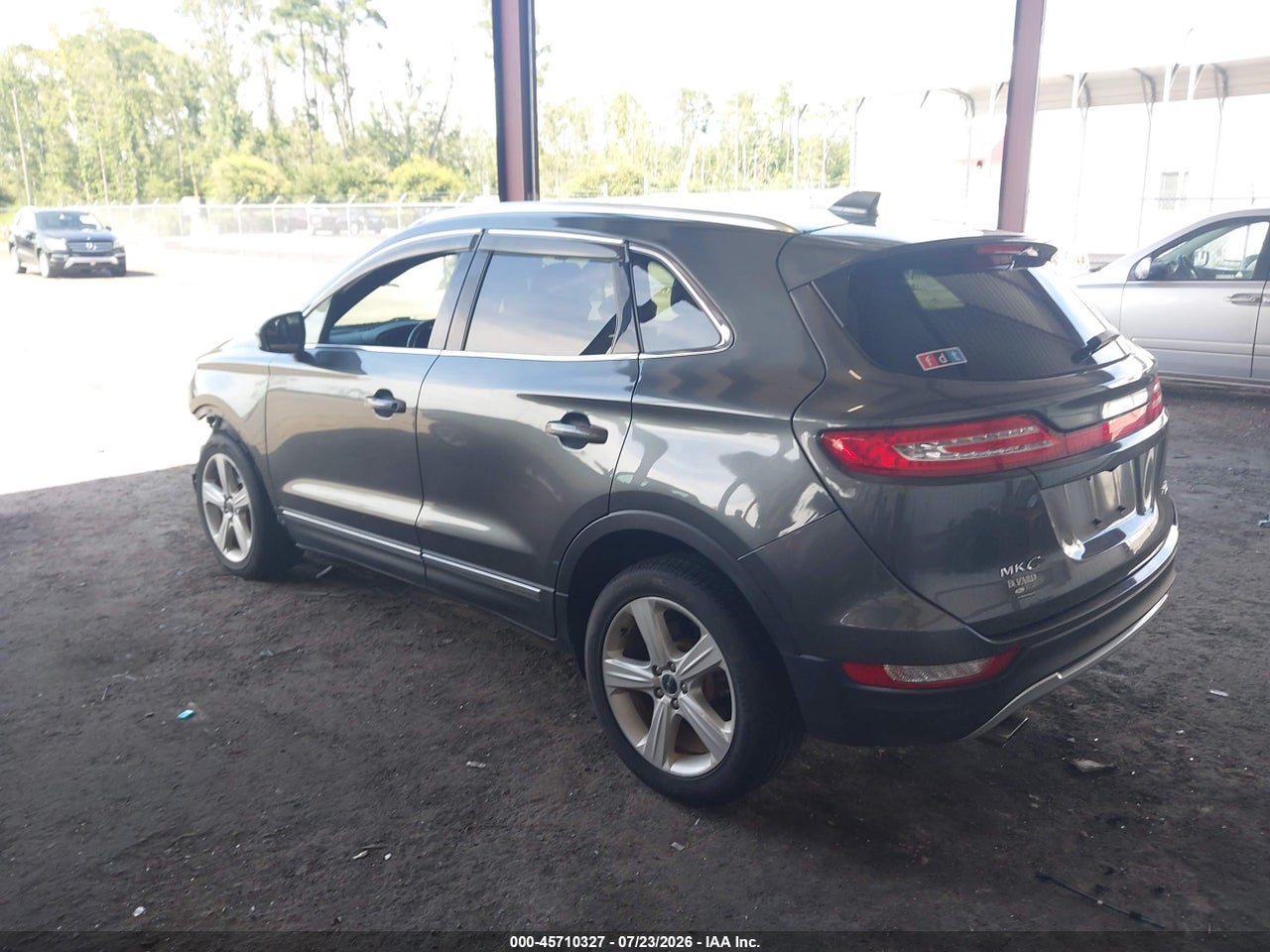 2017 LINCOLN MKC PREMIERE · 3/11