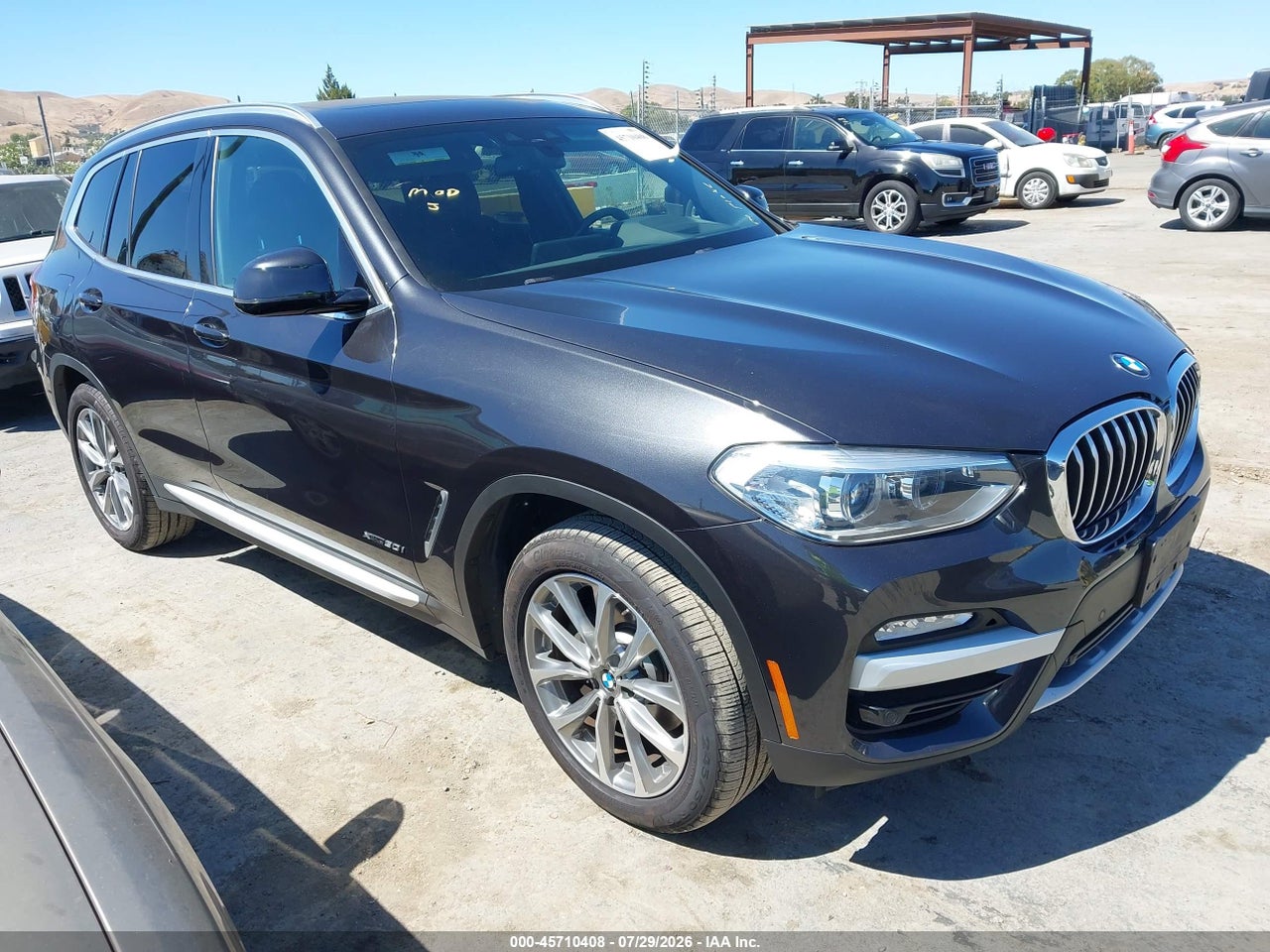 5UXTR9C56JL****** · 2018 BMW X3 XDRIVE30I