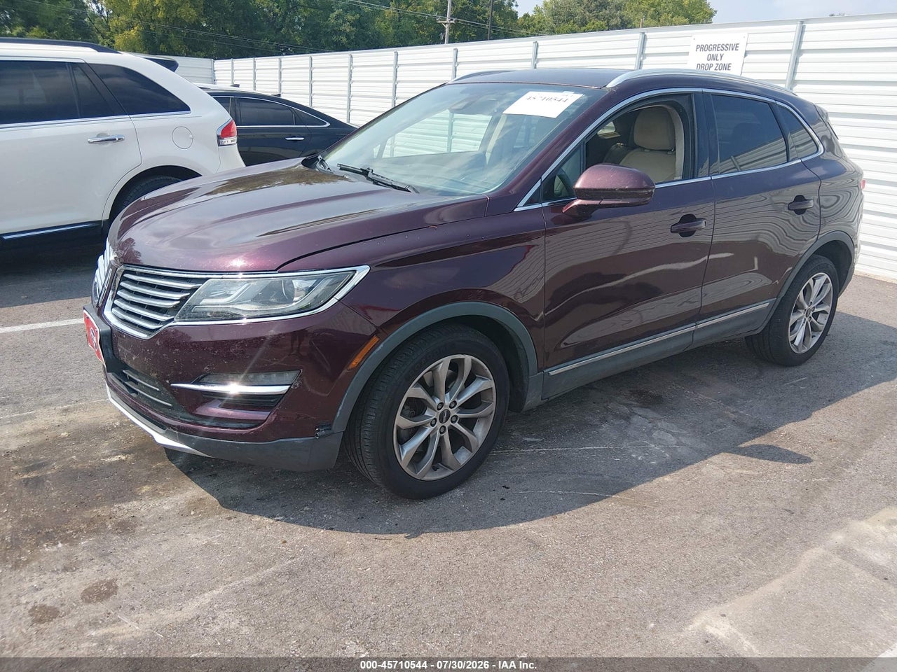 2017 LINCOLN MKC SELECT · 2/11